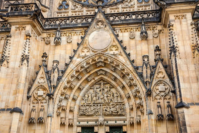 Facade of the metropolitan cathedral of saints vitus, wenceslaus and adalbert in prague