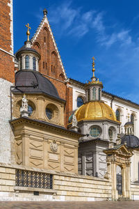 Wawel cathedral in krakow, poland. sigismund's chapel and vasa dynasty chapel
