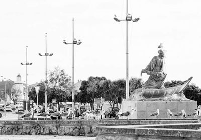 Statue against sky