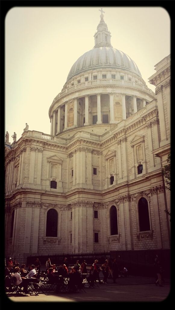 St Paul's Churchyard