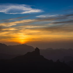 Sunset at roque bentayga, gran canaria