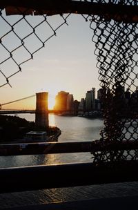 Manhattan bridge sundowner 