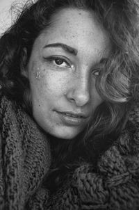 Close-up portrait of a smiling young woman