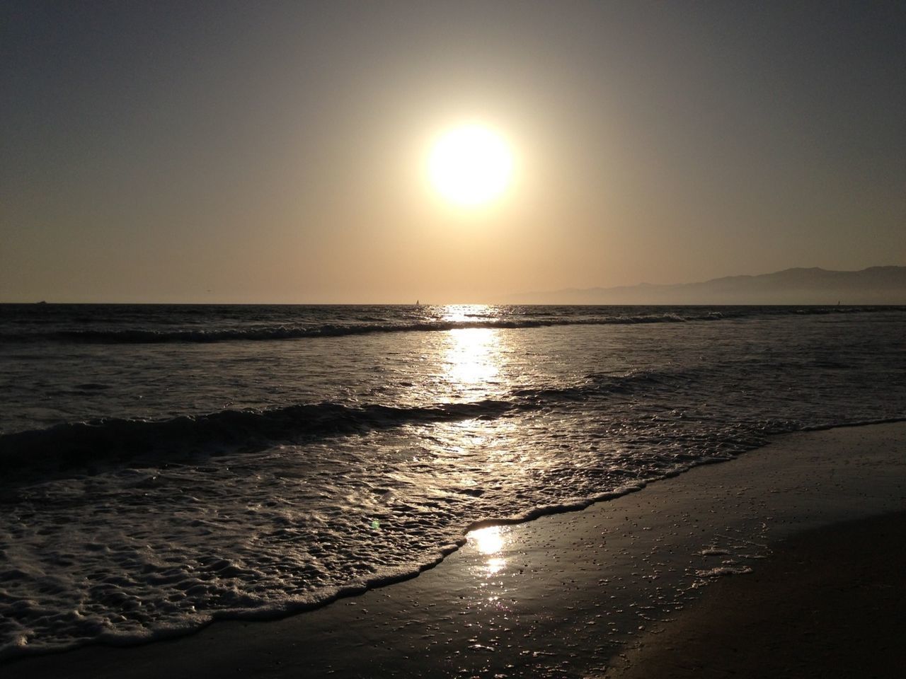 sea, water, horizon over water, sun, scenics, tranquil scene, beach, tranquility, beauty in nature, sunset, reflection, shore, clear sky, idyllic, nature, wave, sunlight, sky, seascape, copy space