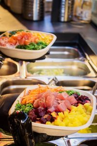 Close-up of chopped vegetables in bowl 