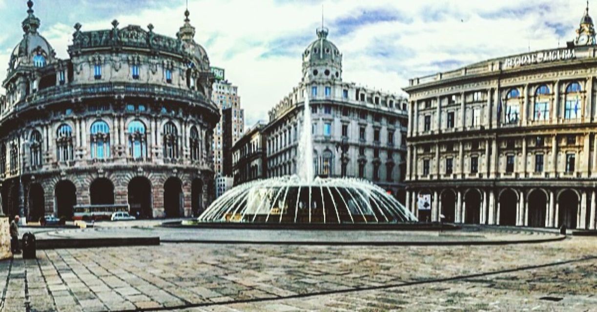 architecture, built structure, building exterior, famous place, travel destinations, sky, city, arch, tourism, international landmark, travel, capital cities, history, cloud - sky, incidental people, dome, day, fountain, cloud, outdoors