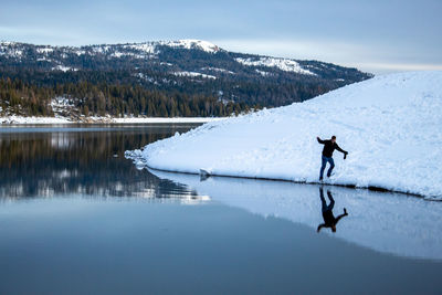 Winter scene in sierra national forest, usa