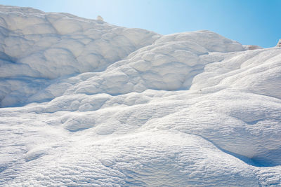 Natural travertine pools and terraces in pamukkale at turkey. 