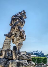 Statue of liberty against sky