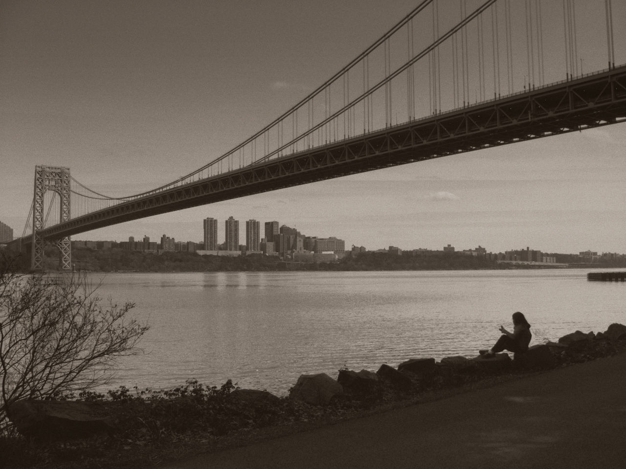 water, architecture, built structure, bridge - man made structure, river, connection, city, lifestyles, leisure activity, sky, bridge, engineering, cityscape, outdoors, travel destinations, city life, tourism, nature, day