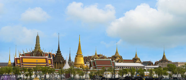 Panoramic view of temple building against sky