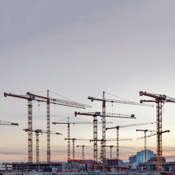 crane - construction machinery