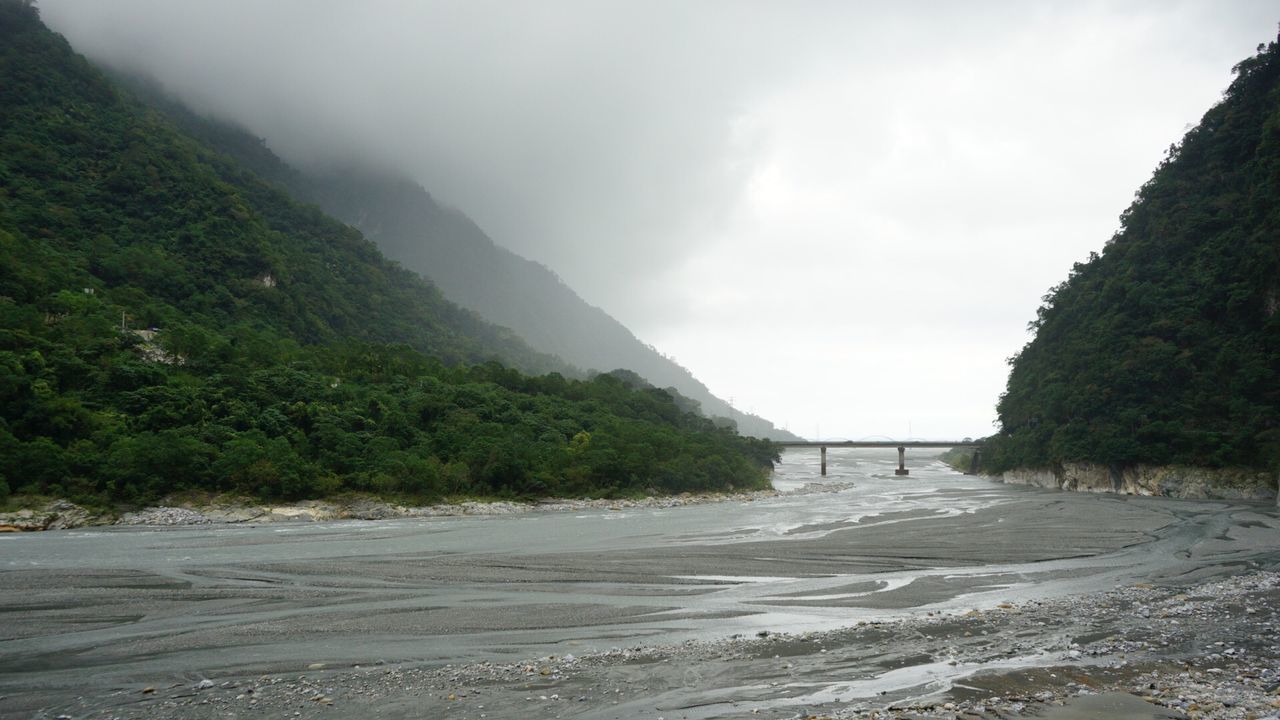 water, nature, scenics, no people, mountain, river, tree, beauty in nature, outdoors, day, landscape, sky