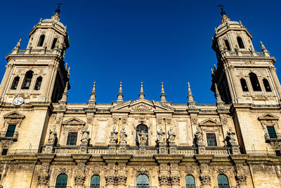 A close up view of the roof of the cathedral found at the center of jaen