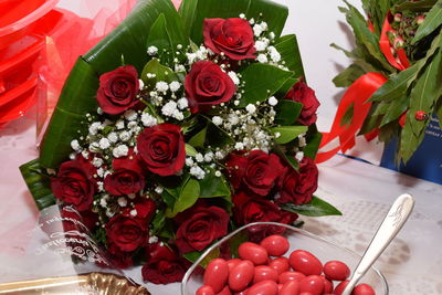 High angle view of rose bouquet on table