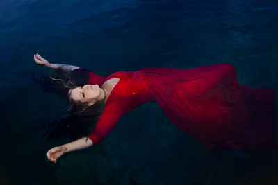 Photos of a lady with the water