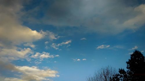 Low angle view of cloudy sky