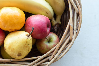 Close-up of apples in basket