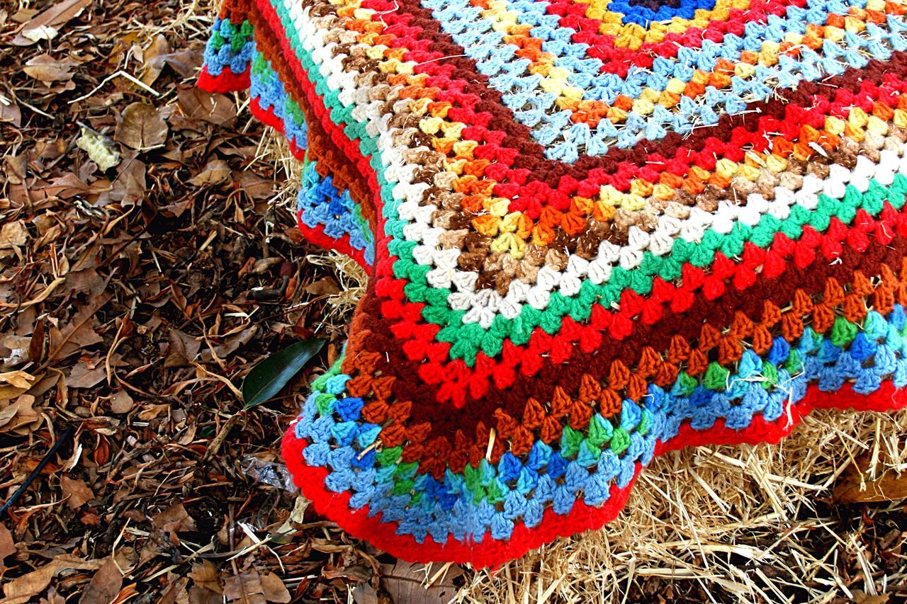 Hay crochet rug granny