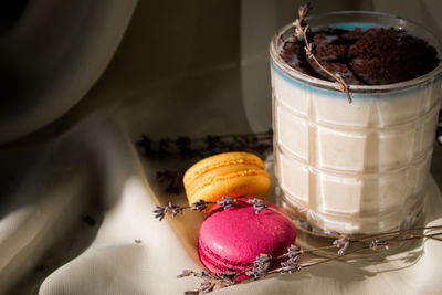 Close-up of ice cream in plate on table