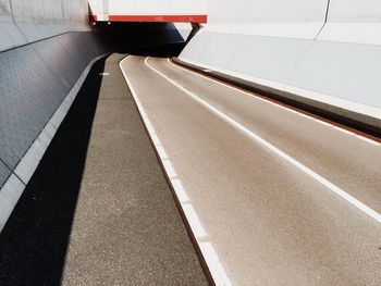 Road passing through tunnel