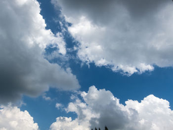 Low angle view of clouds in sky