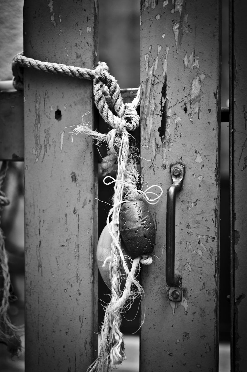 metal, close-up, old, rusty, protection, lock, chain, security, safety, metallic, deterioration, building exterior, weathered, door, built structure, damaged, run-down, focus on foreground, abandoned, day