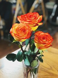 Close-up of rose bouquet on table