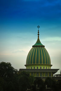 Mosque dome