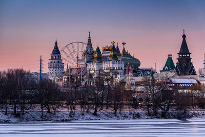 Buildings in city