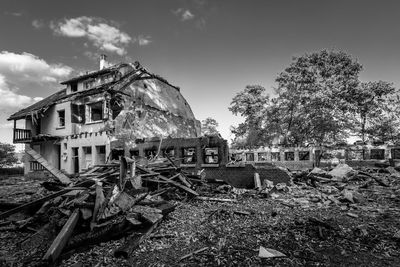 Abandoned building against sky