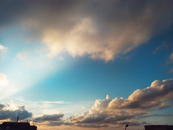 Low angle view of cloudy sky