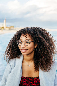 Portrait of a smiling young woman