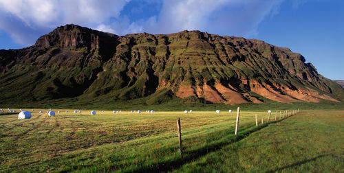 Svinafell mountain at skaftafell national park - south iceland