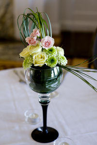 Close-up of rose bouquet on table