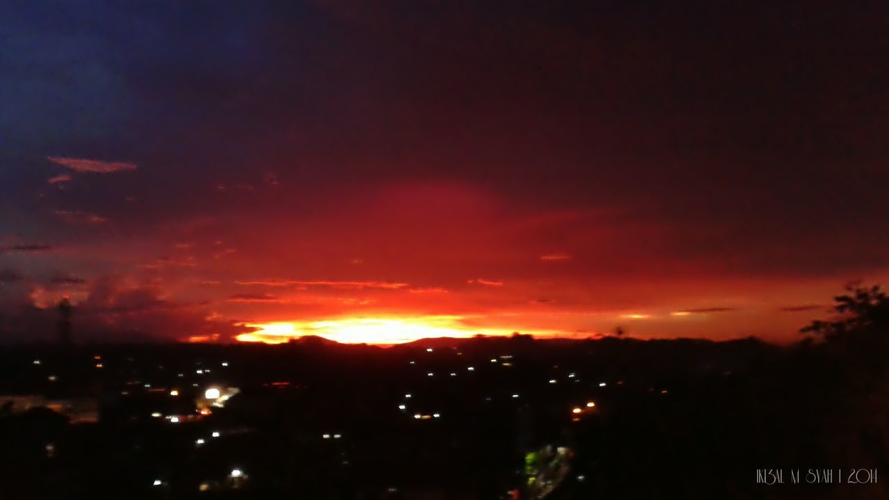 SCENIC VIEW OF DRAMATIC SKY OVER LANDSCAPE