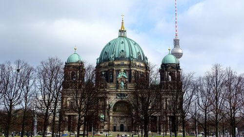 View of cathedral against sky