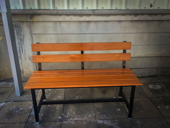 Empty chairs and table