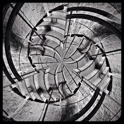 Spiral staircase