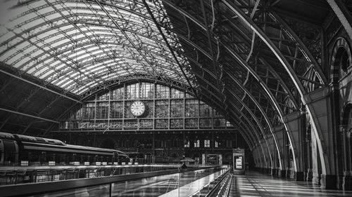 Railroad station platform