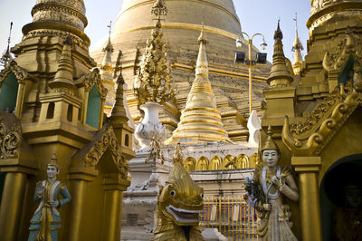 Sculptures at shwedagon pagoda