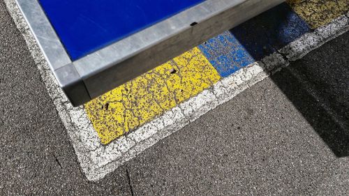 Close-up high angle view of yellow pattern