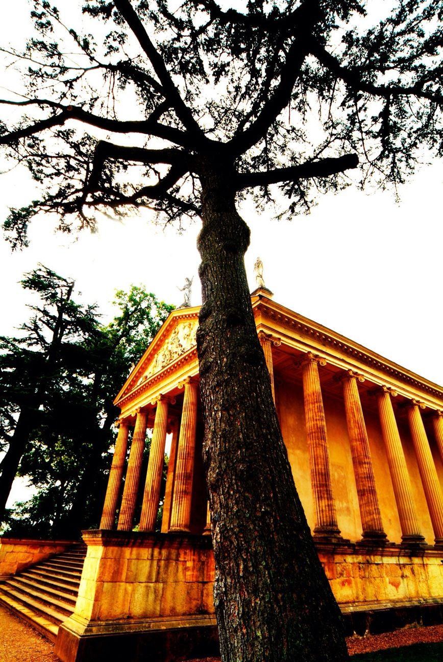 Stowe gardens