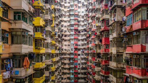 Full frame shot of buildings in city