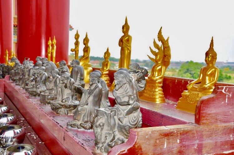 STATUES ON TEMPLE OUTSIDE BUILDING