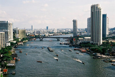 River against sky in city