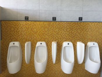 Row of objects in bathroom