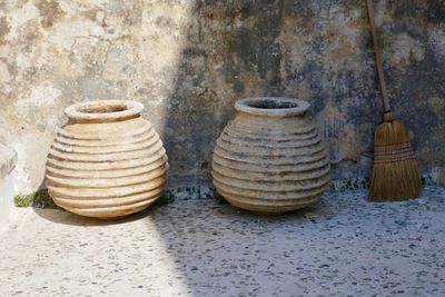 Stack of bread on wall