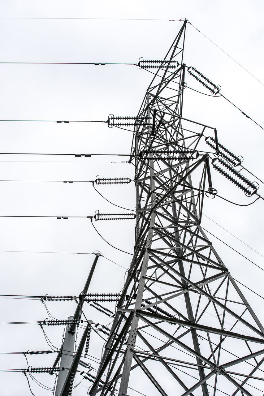 LOW ANGLE VIEW OF POWER LINES AGAINST SKY