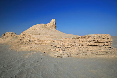 0470 group of ruined buddhist stupas-shrines-temples. miran ancient town-ruoqiang cty-xinjiang-china